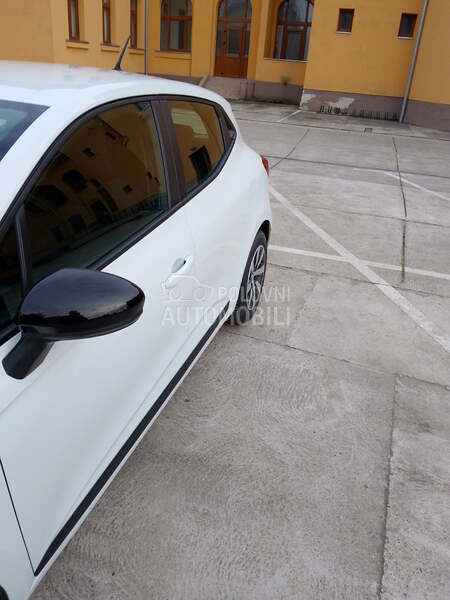 Renault Clio 1.0