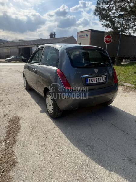 Lancia Ypsilon 1.2
