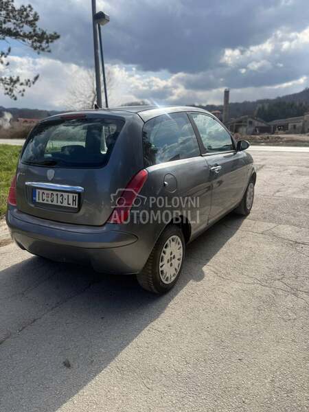 Lancia Ypsilon 1.2
