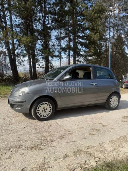Lancia Ypsilon 1.2