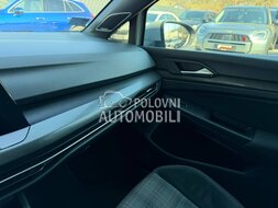 Volkswagen Golf 8 GTI slika 30