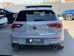 Volkswagen Golf 8 GTI slika 43