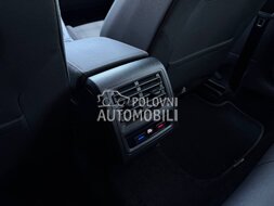 Volkswagen Golf 8 GTI slika 19