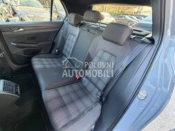 Volkswagen Golf 8 GTI slika 18