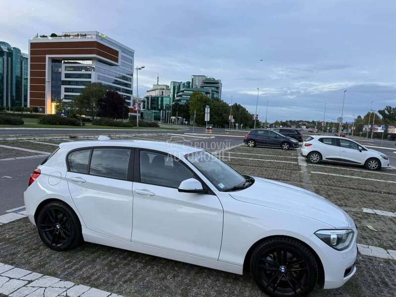 BMW 120 