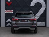 Mercedes Benz GLA 180 d Pano/Led/Wide/gr.s