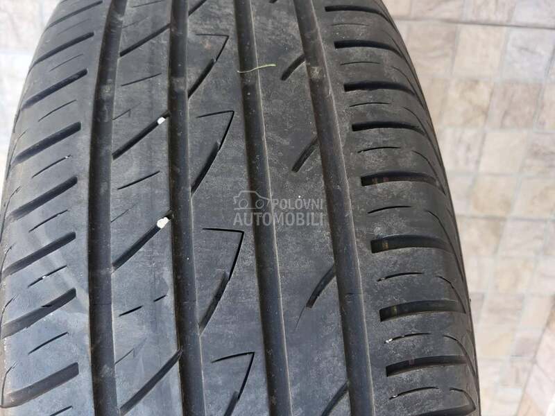 Ostalo 215/55 R17 Letnja