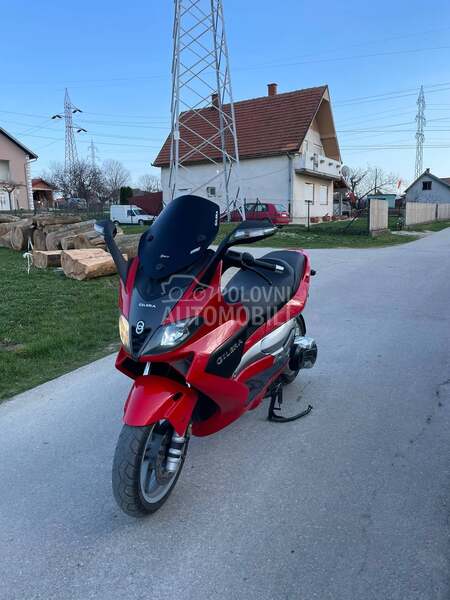 Gilera Nexus
