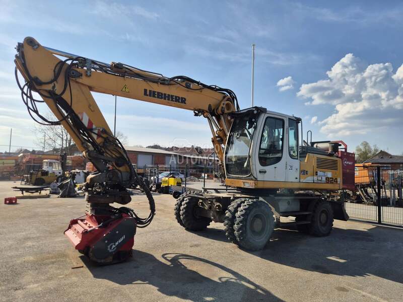 LIEBHERR  AHWI MULCER