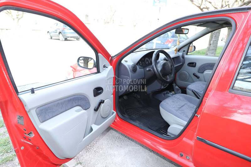 Dacia Logan DACIA E1 1.4