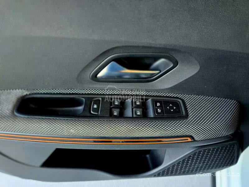 Dacia Stepway 1.0 TCE A/T