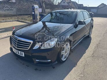 Mercedes Benz E Klasa 2011. god. -  kompletan auto u delovima