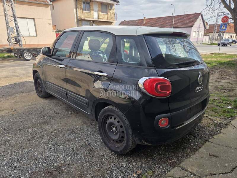 Kompletan auto u delovima 500L