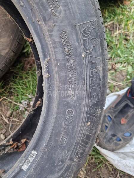 Michelin 225/60 R18 Letnja