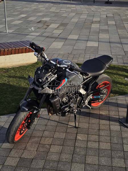 Yamaha mt 09