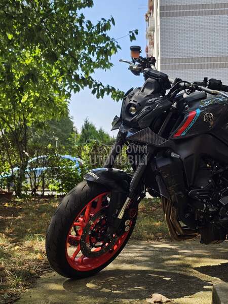 Yamaha mt 09