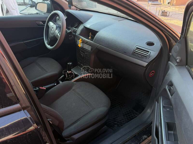 Opel Astra H 1.7 cdti