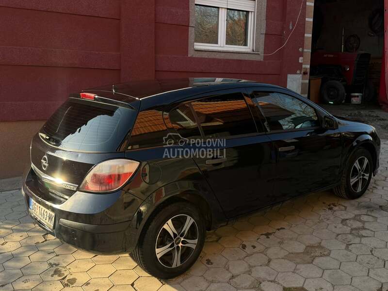 Opel Astra H 1.7 cdti