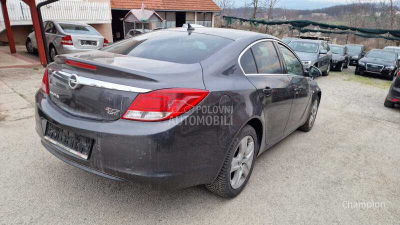 Opel Insignia 