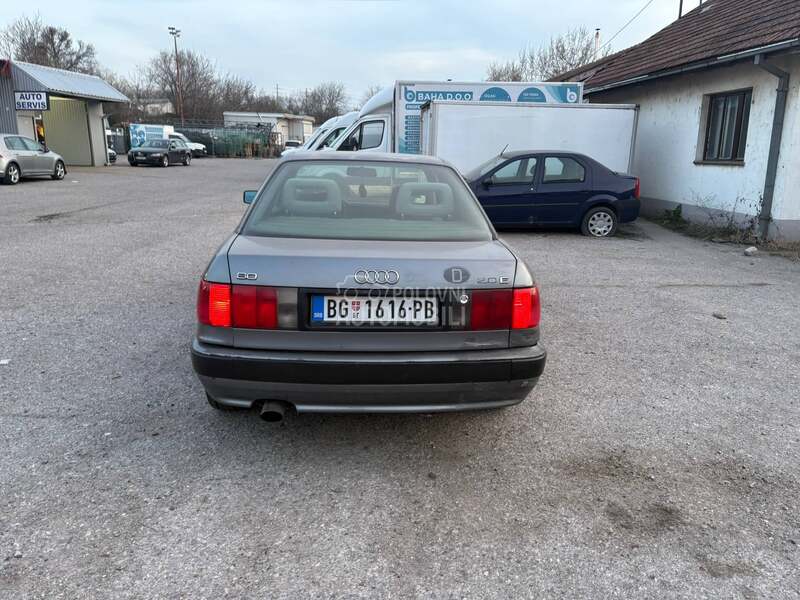 Audi 80 
