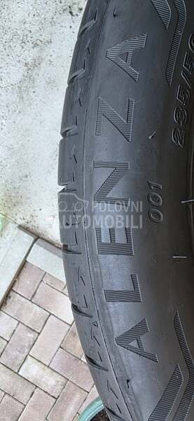 Bridgestone 235/50 R19 Letnja