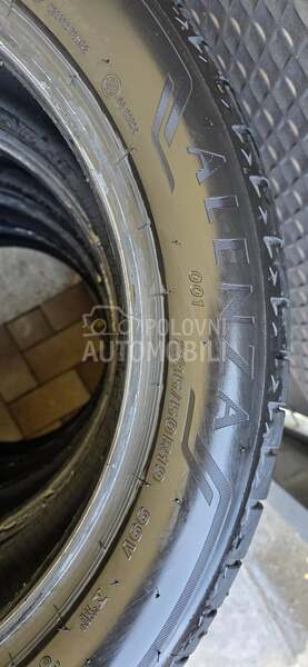 Bridgestone 235/50 R19 Letnja