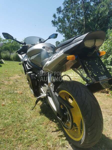 Yamaha yzf r6