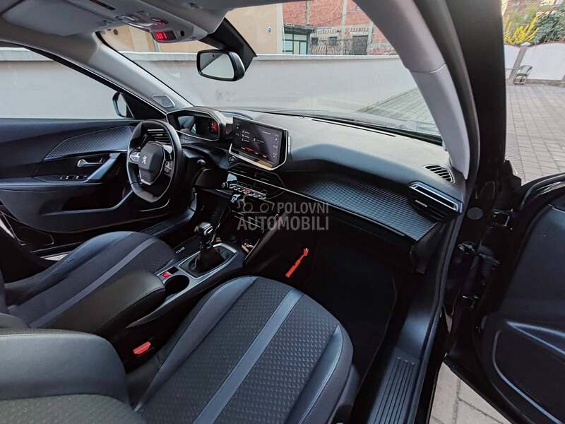 Peugeot 2008 VIRTUAL