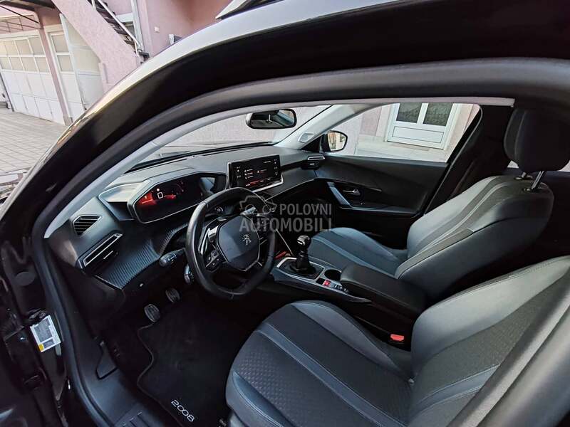 Peugeot 2008 VIRTUAL