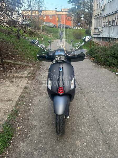 Vespa Sprint 50