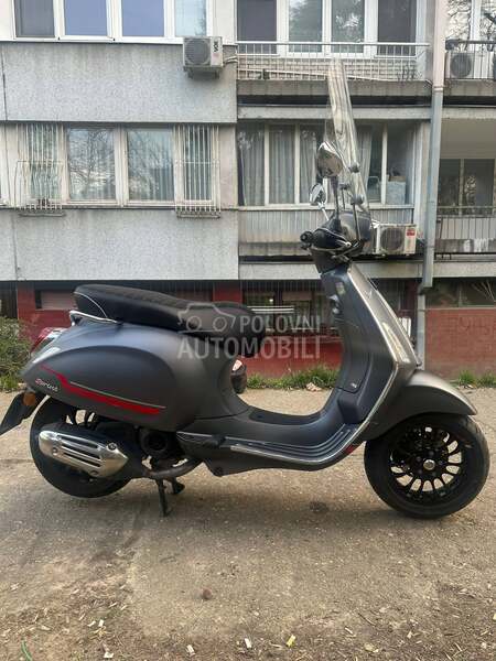 Vespa Sprint 50