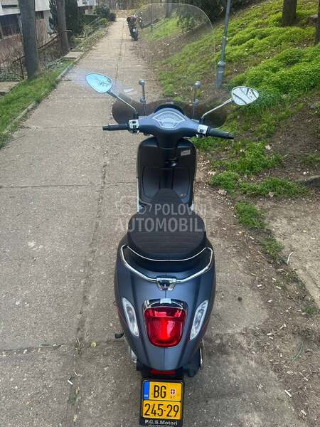 Vespa Sprint 50