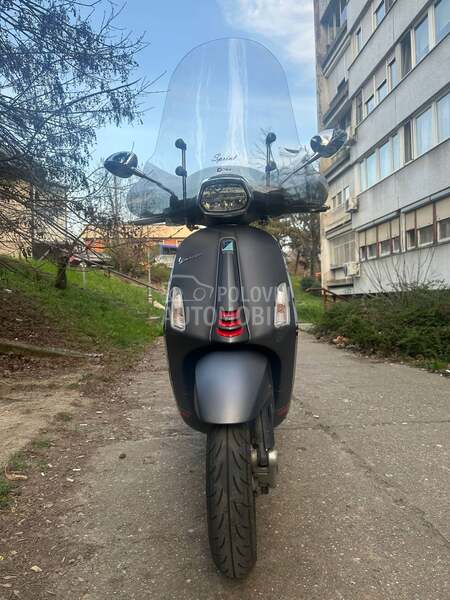 Vespa Sprint 50