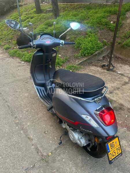 Vespa Sprint 50