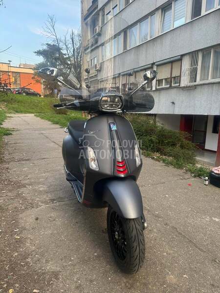 Vespa Sprint 50