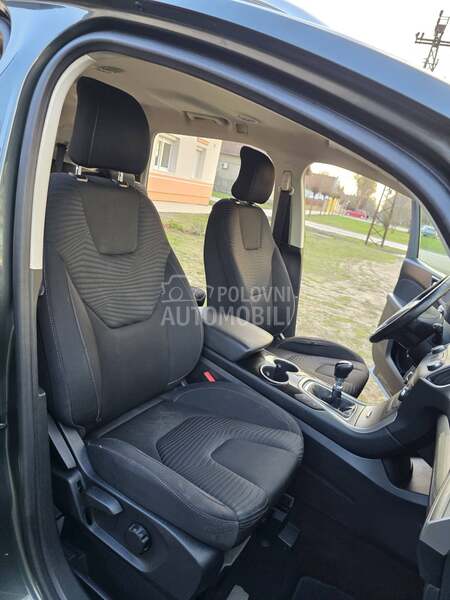 Ford S-Max SALON.SWIS