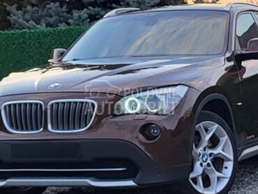 BMW X1 2.0 d N.A.V.I   PANO