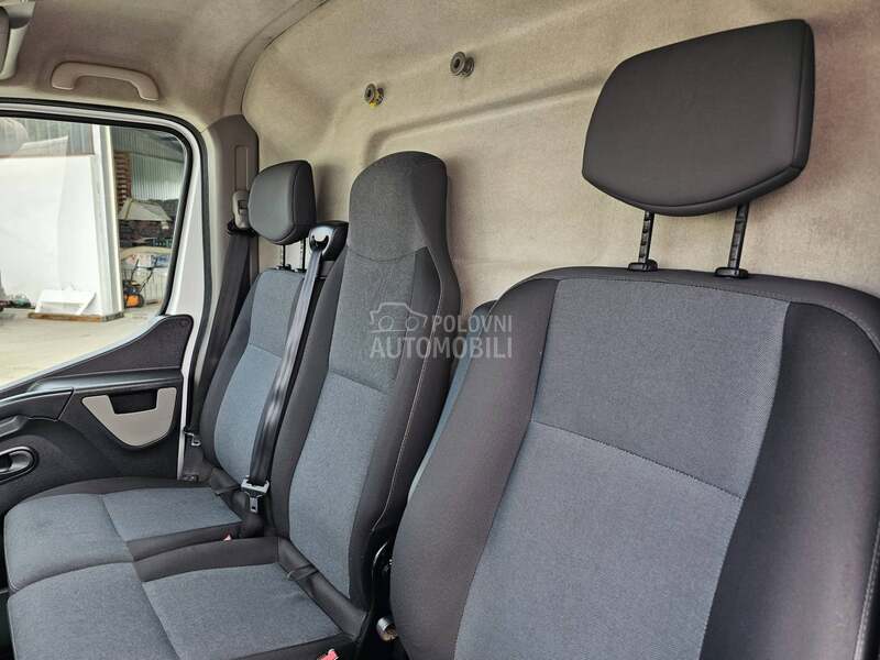 Renault Master 2.3dci 130