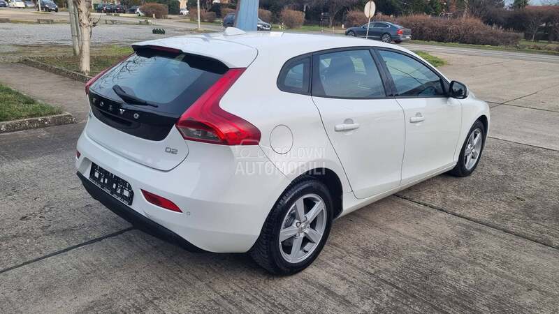 Volvo V40 1.6 D2