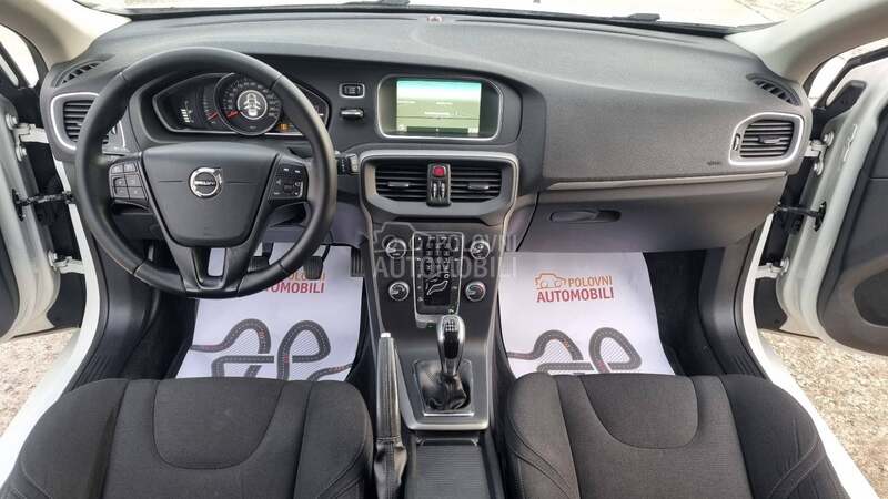 Volvo V40 1.6 D2