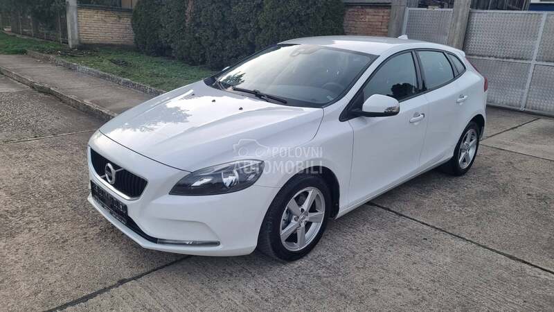 Volvo V40 1.6 D2