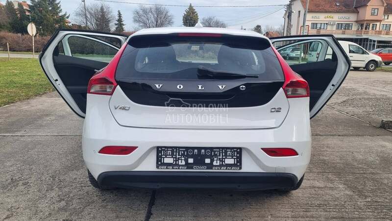 Volvo V40 1.6 D2