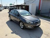 Opel Astra J 