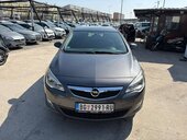 Opel Astra J 