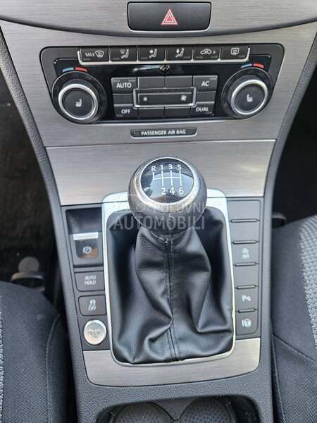 Volkswagen Passat B7 