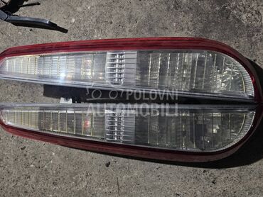 Stop svetla za Ford Focus od 2008. do 2011. god.