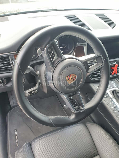 Porsche Macan MacanS