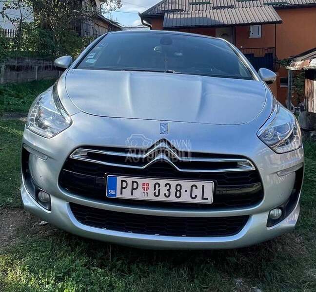 DS 5 
