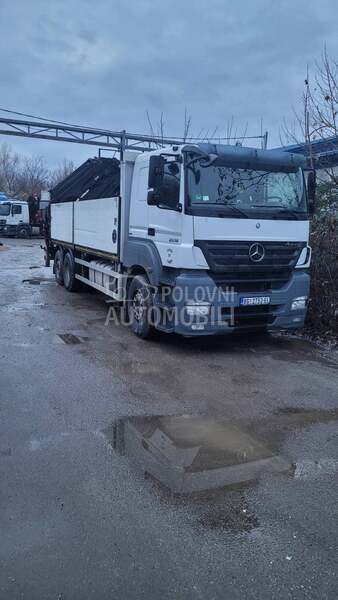 Mercedes Benz Axor Kran