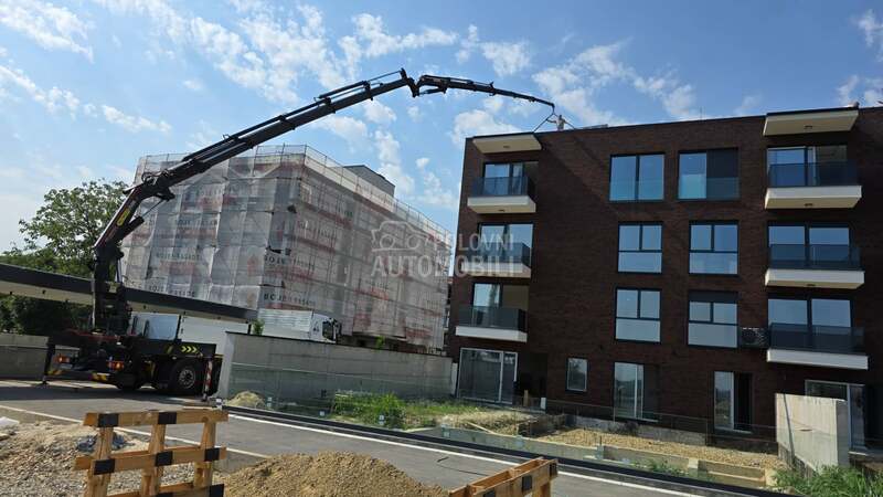 Mercedes Benz Axor Kran